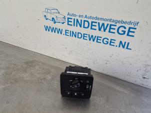 Używane Przelacznik swiatel Volvo C70 (MC) 2.0 D 16V Cena € 30,00 Procedura marży oferowane przez Auto- en demontagebedrijf Eindewege