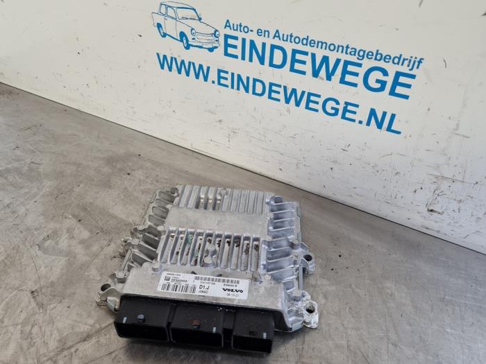 Used Engine management computer Volvo C70 (MC) 2.0 D 16V Price € 88,50 Margin scheme offered by Auto- en demontagebedrijf Eindewege