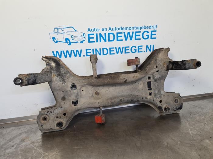 Usados Subchasis Skoda Fabia II Combi 1.4i 16V Precio € 65,00 Norma de margen ofrecido por Auto- en demontagebedrijf Eindewege