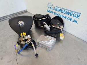 Gebrauchte Airbag Set + Modul Volkswagen Caddy III (2KA,2KH,2CA,2CH) 1.9 TDI Preis € 250,00 Margenregelung angeboten von Auto- en demontagebedrijf Eindewege
