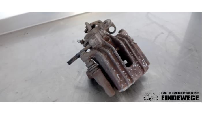 Gebrauchte Bremszange links hinten Seat Leon (1M1) 1.9 TDI 110 Preis € 30,00 Margenregelung angeboten von Auto- en demontagebedrijf Eindewege