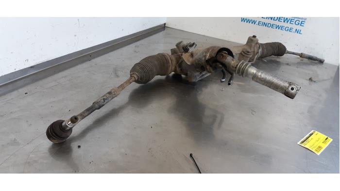 Power steering box from a Mercedes-Benz S (W220) 3.2 S-320 18V 2001
