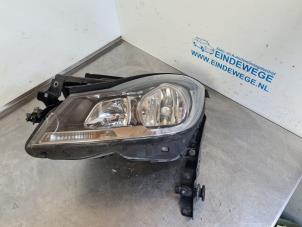 Used Headlight, left Mercedes C (C204) 1.6 C-180 16V BlueEfficiency Price € 105,00 Margin scheme offered by Auto- en demontagebedrijf Eindewege