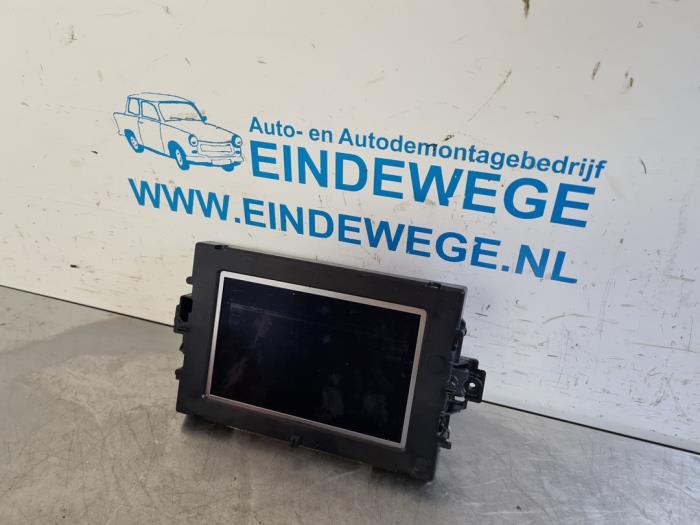 Begagnade Innerdisplay Mercedes C (C204) 1.6 C-180 16V BlueEfficiency Pris € 63,50 Marginaltabell erbjuds av Auto- en demontagebedrijf Eindewege