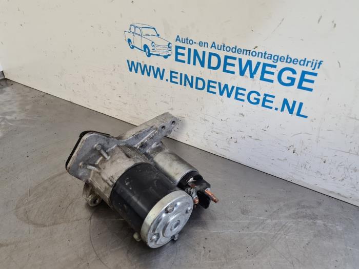 Begagnade Startmotor Renault Clio IV Estate/Grandtour (7R) 0.9 Energy TCE 90 12V Pris € 30,00 Marginaltabell erbjuds av Auto- en demontagebedrijf Eindewege