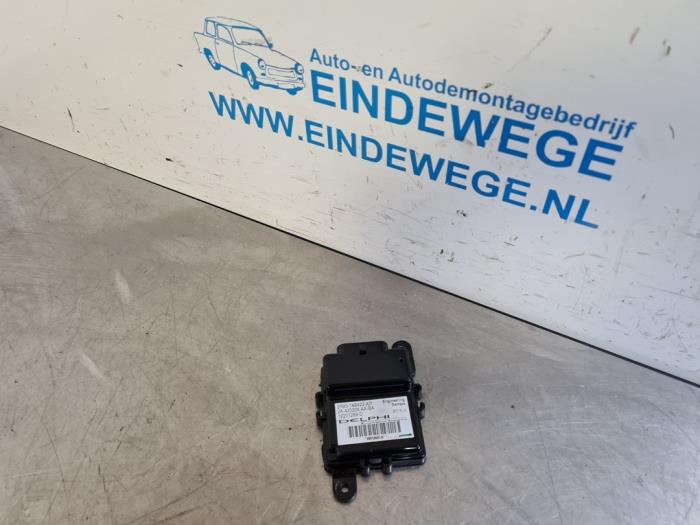 Begagnade Sätesdator Jaguar S-type (X200) 4.2 V8 32V Pris € 88,50 Marginaltabell erbjuds av Auto- en demontagebedrijf Eindewege
