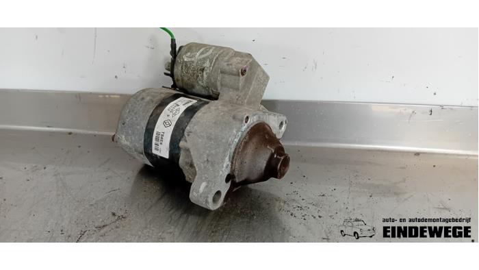 Gebrauchte Anlasser Renault Clio III (SR) 1.2 16V 75 Preis € 30,00 Margenregelung angeboten von Auto- en demontagebedrijf Eindewege