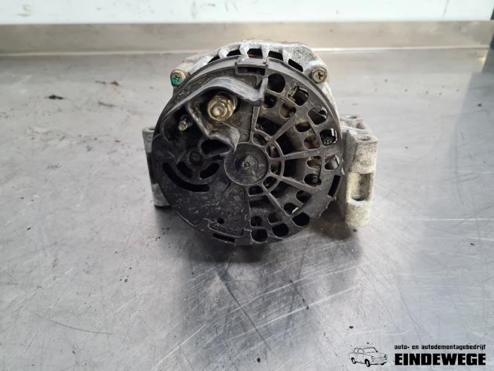 Dynamo van een Alfa Romeo MiTo (955) 1.3 JTDm 16V 2012
