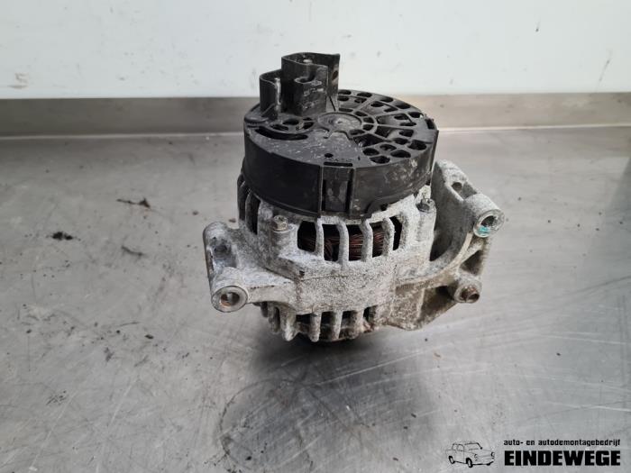 Dynamo van een Alfa Romeo MiTo (955) 1.3 JTDm 16V 2012