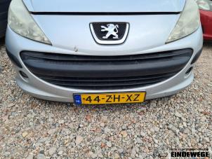 Gebrauchte Stoßstange vorne Peugeot 207/207+ (WA/WC/WM) 1.4 16V VTi Preis € 115,00 Margenregelung angeboten von Auto- en demontagebedrijf Eindewege