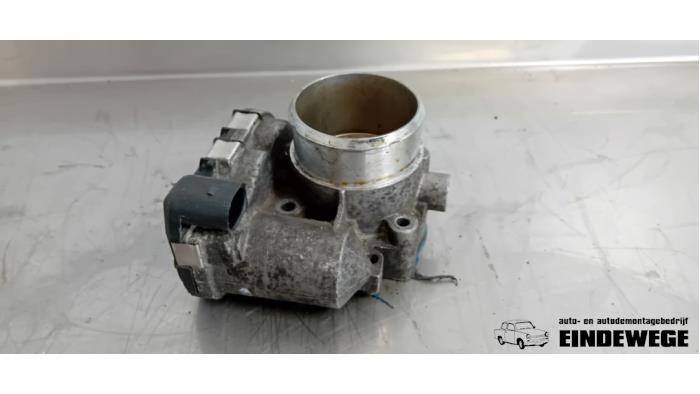 Usagé Boîtier accélérateur Audi A4 Cabriolet (B6) 1.8 T 20V Prix € 38,50 Règlement à la marge proposé par Auto- en demontagebedrijf Eindewege