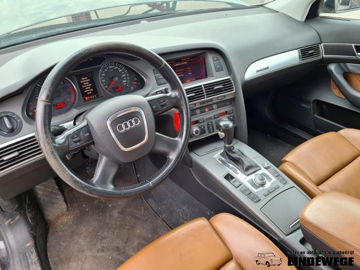 Affichage intérieur d'un Audi A6 Avant (C6) 3.0 TDI V6 24V Quattro 2005