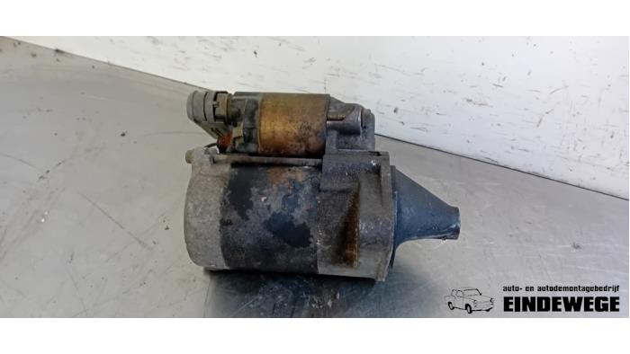 Begagnade Startmotor Toyota Yaris (P1) 1.0 16V VVT-i Pris € 35,00 Marginaltabell erbjuds av Auto- en demontagebedrijf Eindewege