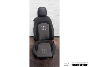 Used Seat, right Fiat Grande Punto (199) 1.4 16V Price € 80,00 Margin scheme offered by Auto- en demontagebedrijf Eindewege