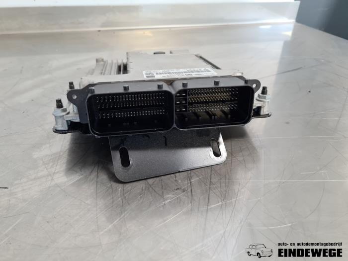 Engine management computer from a Jaguar F-Pace 2.0 Turbo 16V AWD 2017
