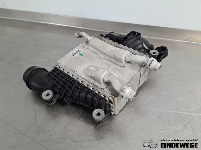 Usados Intercooler Jaguar F-Pace 2.0 Turbo 16V AWD Precio € 183,75 Norma de margen ofrecido por Auto- en demontagebedrijf Eindewege