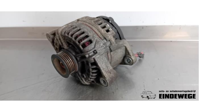 Usagé Dynamo Opel Zafira (F75) 1.8 16V Prix € 35,00 Règlement à la marge proposé par Auto- en demontagebedrijf Eindewege