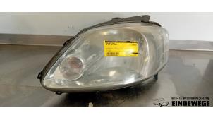 Used Headlight, left Volkswagen Fox (5Z) 1.4 TDI Price € 30,00 Margin scheme offered by Auto- en demontagebedrijf Eindewege
