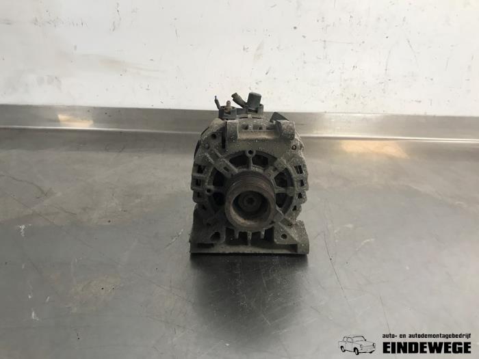 Begagnade Dynamo Mercedes A (W168) 1.4 A-140 Pris € 35,00 Marginaltabell erbjuds av Auto- en demontagebedrijf Eindewege