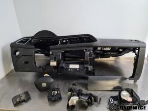 Usagé Kit + module airbag Seat Leon ST (5FF) 1.8 TSI Ecomotive 16V Prix € 1.195,00 Règlement à la marge proposé par Auto- en demontagebedrijf Eindewege