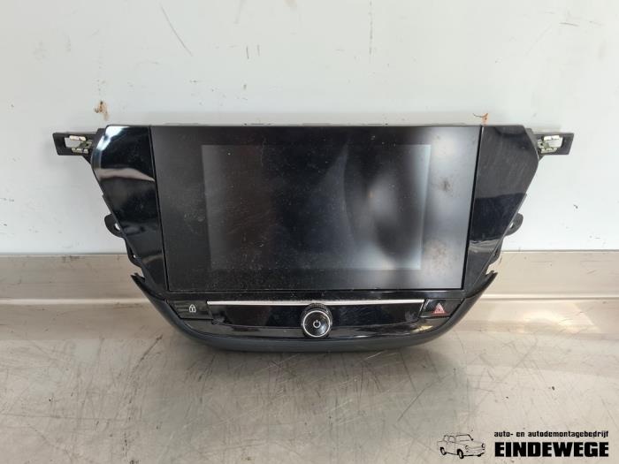 Used Interior display Opel Corsa F (UB/UH/UP) 1.2 12V 75 Price € 381,15 Inclusive VAT offered by Auto- en demontagebedrijf Eindewege