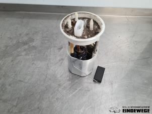 Usados Bomba eléctrica de combustible Skoda Fabia II (5J) 1.2i 12V Precio € 30,00 Norma de margen ofrecido por Auto- en demontagebedrijf Eindewege