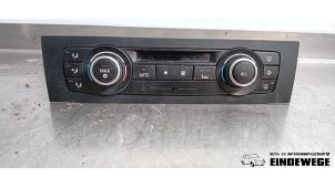 Used Heater control panel BMW 1 serie (E81) 118i 16V Price € 30,00 Margin scheme offered by Auto- en demontagebedrijf Eindewege