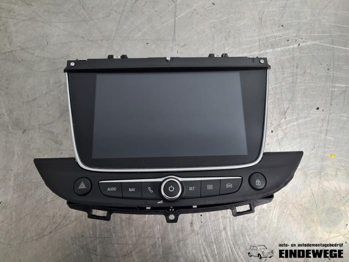 Begagnade Innerdisplay Opel Crossland (X) 1.2 Turbo 12V Euro 6 Pris € 338,50 Marginaltabell erbjuds av Auto- en demontagebedrijf Eindewege