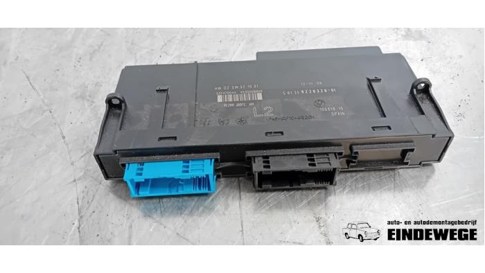 Używane Modul Comfort BMW 1 serie (E81) 118i 16V Cena € 52,50 Procedura marży oferowane przez Auto- en demontagebedrijf Eindewege