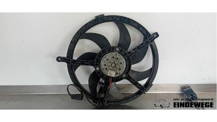 Fan motor from a MINI Mini (R56) 1.4 16V One 2008