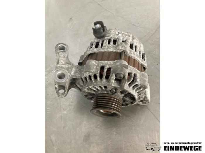 Gebrauchte Dynamo Ford Fiesta 5 (JD/JH) 1.4 16V Preis € 35,00 Margenregelung angeboten von Auto- en demontagebedrijf Eindewege