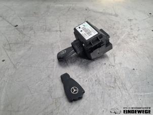 Used Ignition lock + key Mercedes B (W245,242) 2.0 B-200 16V Turbo Price € 63,50 Margin scheme offered by Auto- en demontagebedrijf Eindewege