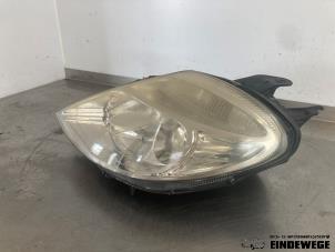 Used Headlight, left Citroen C8 (EA/EB) 2.2 16V Price € 45,00 Margin scheme offered by Auto- en demontagebedrijf Eindewege
