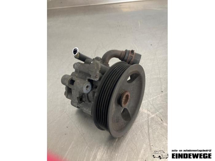 Usagé Pompe de direction Chrysler 300 C 3.5 V6 24V Prix € 52,50 Règlement à la marge proposé par Auto- en demontagebedrijf Eindewege