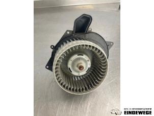 Usagé Moteur de ventilation chauffage Chrysler 300 C 3.5 V6 24V Prix € 38,50 Règlement à la marge proposé par Auto- en demontagebedrijf Eindewege
