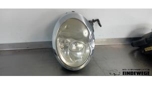 Used Headlight, right Mini Mini Cooper S (R53) 1.6 16V Price € 157,50 Margin scheme offered by Auto- en demontagebedrijf Eindewege