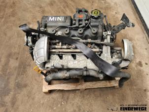 Używane Silnik Mini Mini Cooper S (R53) 1.6 16V Cena € 1.428,00 Procedura marży oferowane przez Auto- en demontagebedrijf Eindewege