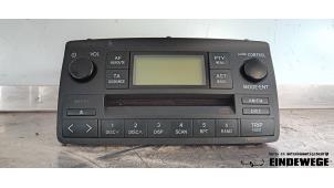 Used Radio CD player Toyota Corolla (E12) 1.4 16V VVT-i Price € 52,50 Margin scheme offered by Auto- en demontagebedrijf Eindewege