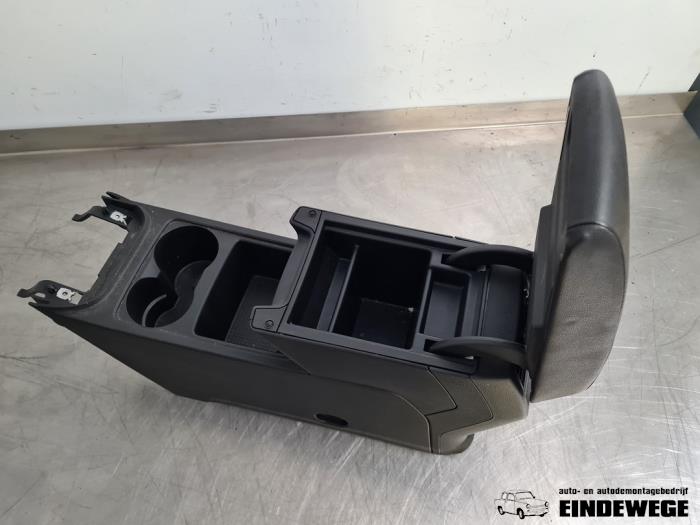 Armlehne van een Seat Leon ST (5FF) 1.8 TSI Ecomotive 16V 2018