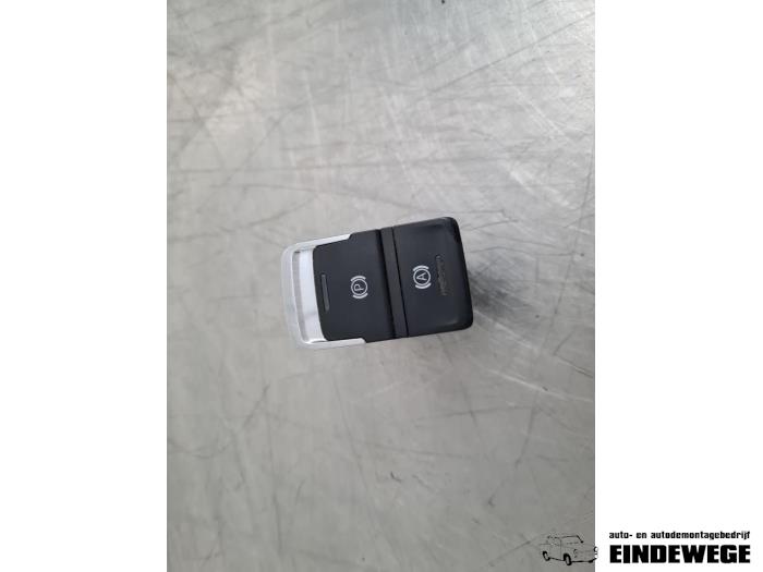 Gebrauchte Handbremse Schalter Seat Leon ST (5FF) 1.8 TSI Ecomotive 16V Preis € 15,00 Margenregelung angeboten von Auto- en demontagebedrijf Eindewege