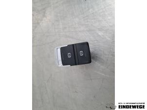Used Parking brake switch Seat Leon ST (5FF) 1.8 TSI Ecomotive 16V Price € 15,00 Margin scheme offered by Auto- en demontagebedrijf Eindewege