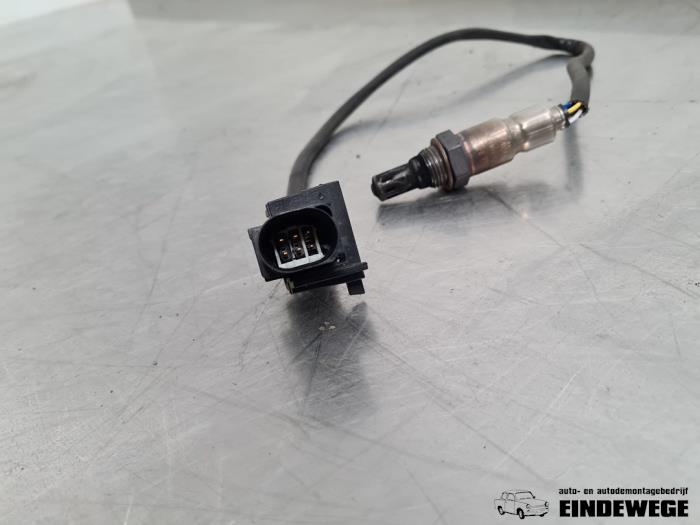 Lambda probe from a Audi A4 Avant (B9) 2.0 TDI 16V Quattro 2017