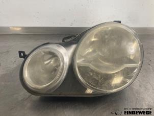 Used Headlight, left Volkswagen Polo IV (9N1/2/3) 1.4 16V 75 Price € 28,50 Margin scheme offered by Auto- en demontagebedrijf Eindewege