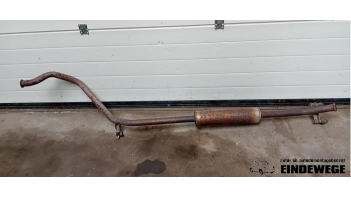 Gebrauchte Auspuff Mitteldämpfer Peugeot 307 (3A/C/D) 1.4 16V Preis € 30,00 Margenregelung angeboten von Auto- en demontagebedrijf Eindewege