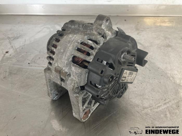 Begagnade Dynamo Renault Megane II (BM/CM) 1.6 16V Pris € 40,00 Marginaltabell erbjuds av Auto- en demontagebedrijf Eindewege