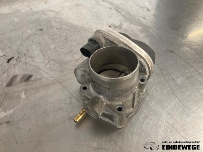Gebrauchte Drosselklappengehäuse Renault Megane II (BM/CM) 1.6 16V Preis € 32,50 Margenregelung angeboten von Auto- en demontagebedrijf Eindewege