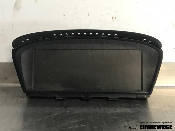 Begagnade Innerdisplay BMW 3 serie Touring (E91) 335d 24V Pris € 105,00 Marginaltabell erbjuds av Auto- en demontagebedrijf Eindewege
