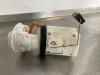 Electric fuel pump from a Volkswagen Polo IV (9N1/2/3) 1.2 12V 2002