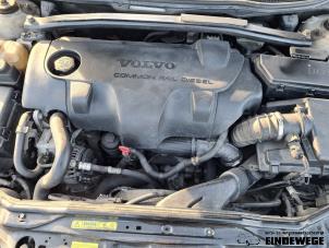 Used Engine Volvo V70 (SW) 2.4 D5 20V Price € 315,00 Margin scheme offered by Auto- en demontagebedrijf Eindewege