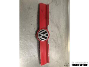 Usagé Calandre Volkswagen Lupo (6X1) 1.2 TDI 3L Prix € 22,50 Règlement à la marge proposé par Auto- en demontagebedrijf Eindewege